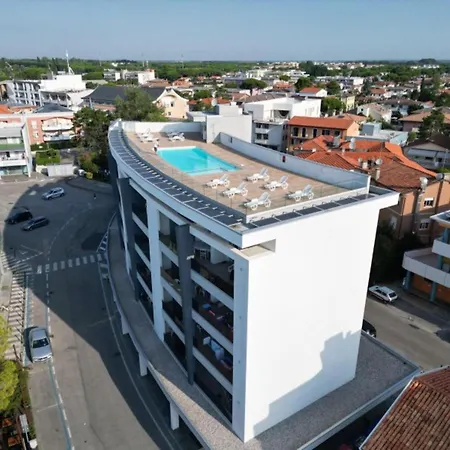 Ideal Getaway Flat With Pool And Parking Apartment Bibione